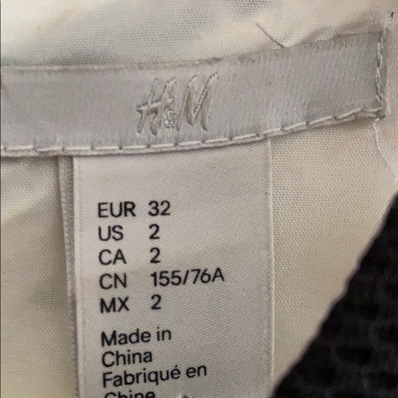 H&M dress - Picture 4 of 7